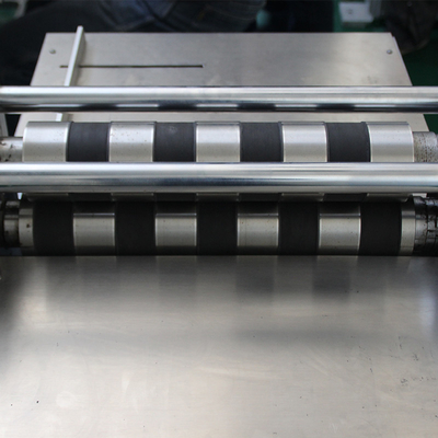 เครื่องประกอบแบตเตอรี่กึ่งอัตโนมัติ 500mm Electrode Slitting Machine